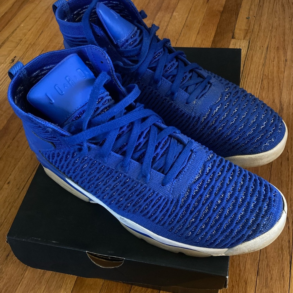 Jordan Flyknit Elevation 23    10.5
